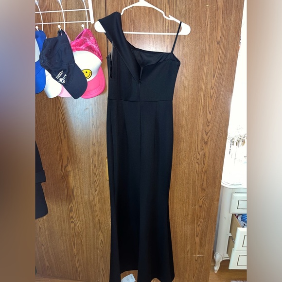 NWT Betsy & Adam Lord and Taylor Black Formal along Maxi dress size 4 - Picture 7 of 8